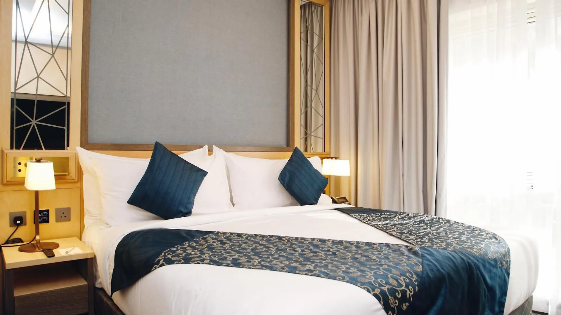 *****  Maden Alrawda Hotel Medina Saudi Arabia